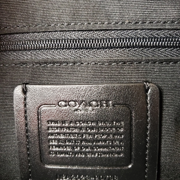 100% Authentic Coach Skylar Hobo Signature Bag - Picture 10 of 13